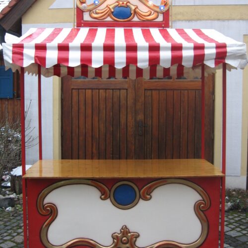 Marktstand mit Giebellicht
