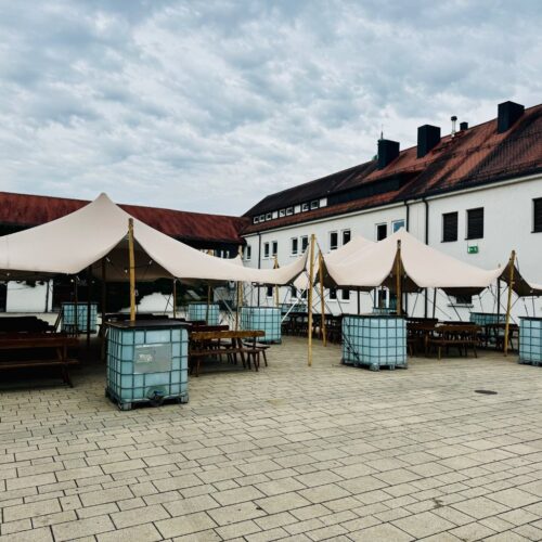 <span class="product-title-prefix">NEU IM VERLEIH</span>Stretchzelt - 75m²
